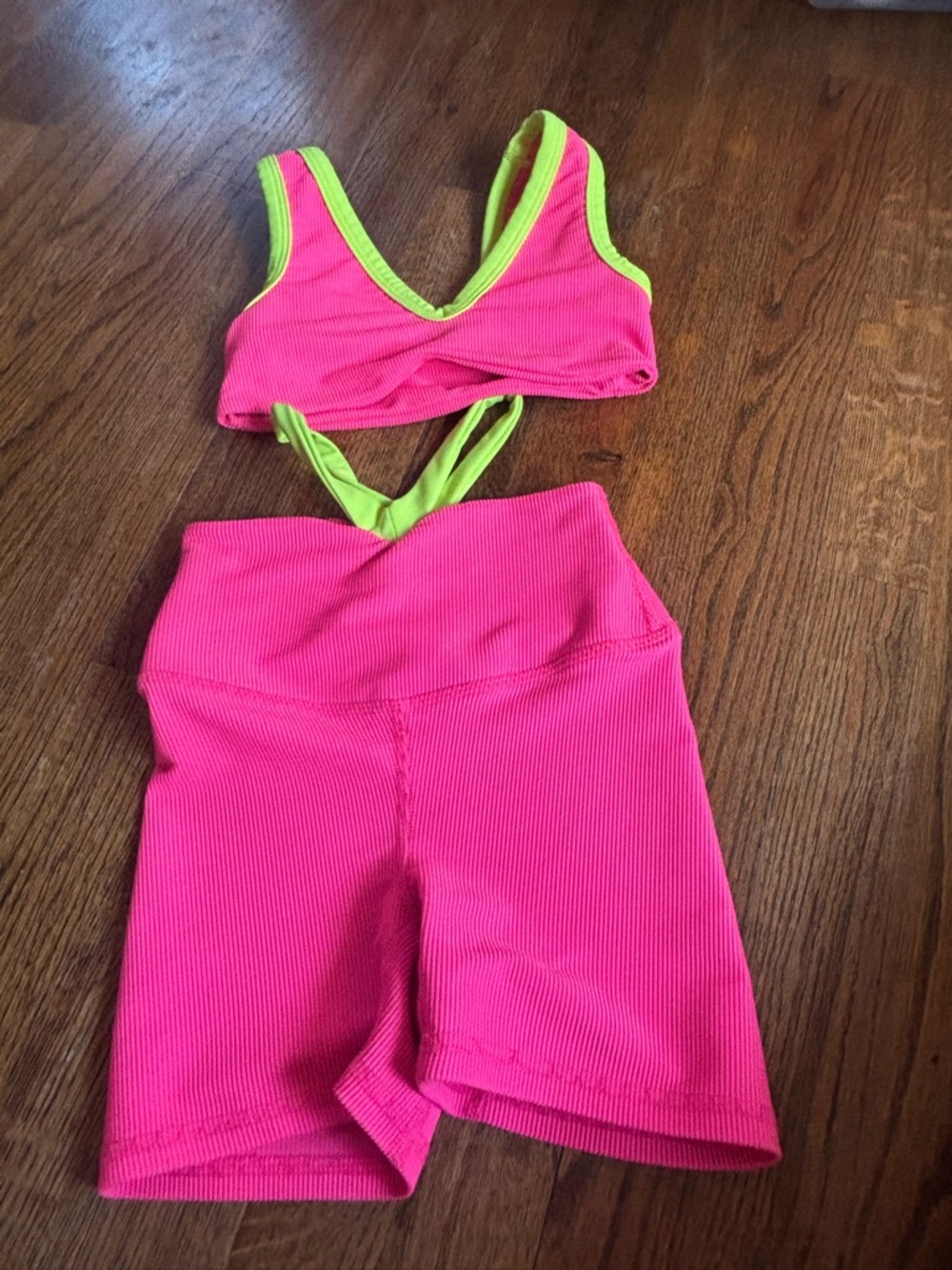 Girls Neon pink Five dance set